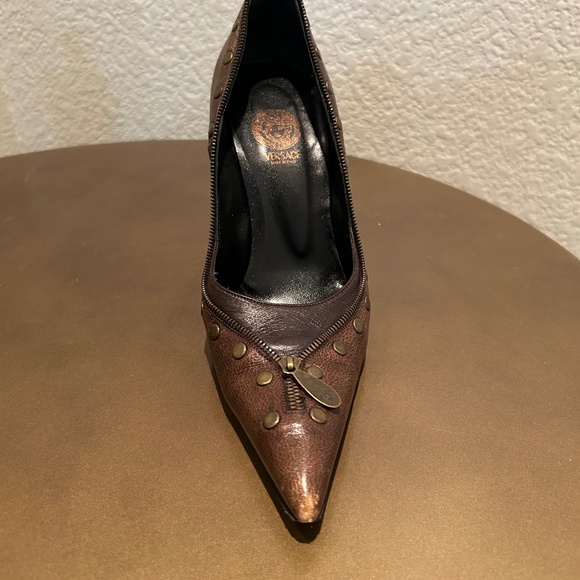 Vintage Gianni Versace Brown Metallic Leather Studded Pump